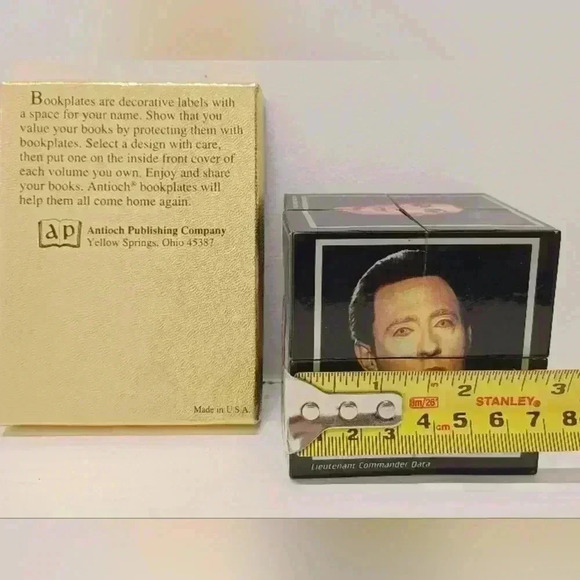 Vintage 1991 Star Trek The  Next Generation Book Plates & 1995 Puzzle Cube - Picture 7 of 8